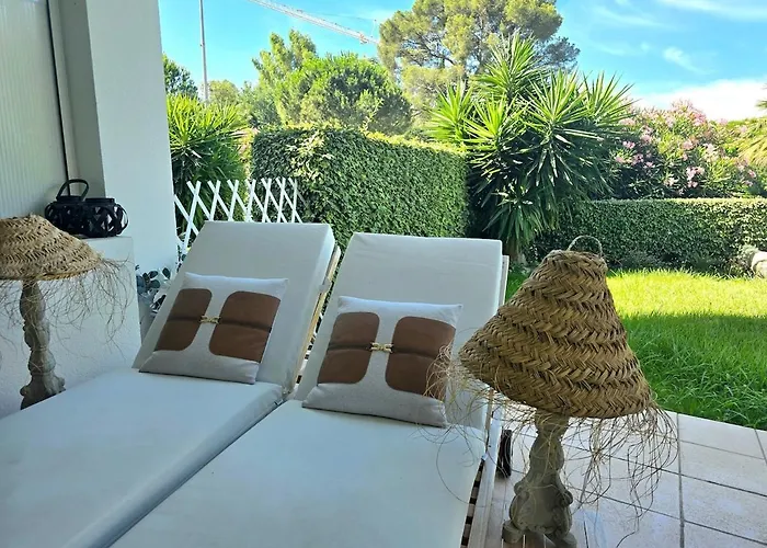 T2 Rdj Raphael Beachfront
